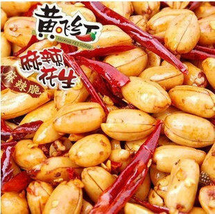 风靡全网 黄飞红/ 黄飞鸿 麻辣花生/酒鬼花生 1.4元/袋约30克