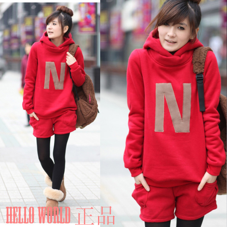 helloworld春装新款套装现货 抓绒女"N"字母休闲连帽卫衣短裤套装                                                     
