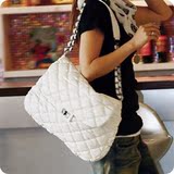 2010热卖韩版女包 <span class=H>chanel</span> 香奈儿仿羊皮菱格链条李孝利单肩包包