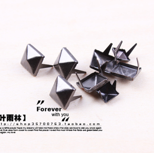  DIY配件 正方形铆钉 DIY铆钉 方形柳丁 爪钉 朋克柳钉 枪黑色