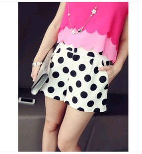 6077#2014夏装新款<em>街拍</em>波点宽松显瘦<em>短裤女</em>
