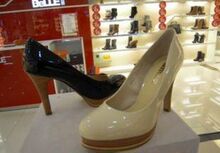 正品代购 百丽 2012新款女单鞋 高跟防水台牛皮浅口职业女鞋3PQ31