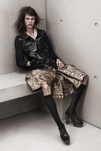 ☆德国街☆<span class=H>HM</span>德国代购 Marni at H&M 时尚黑色V领皮衣 2012新