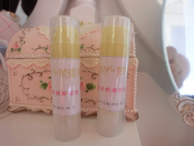 【车厘子润唇膏】简易包装, 功效一样, 暂时只有500个