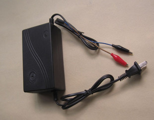 12V蓄电池充电器 电瓶 摩托车充电器 智能自动