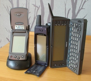 Motorola\/摩托罗拉 A6288 ( 第一代PDA智能手