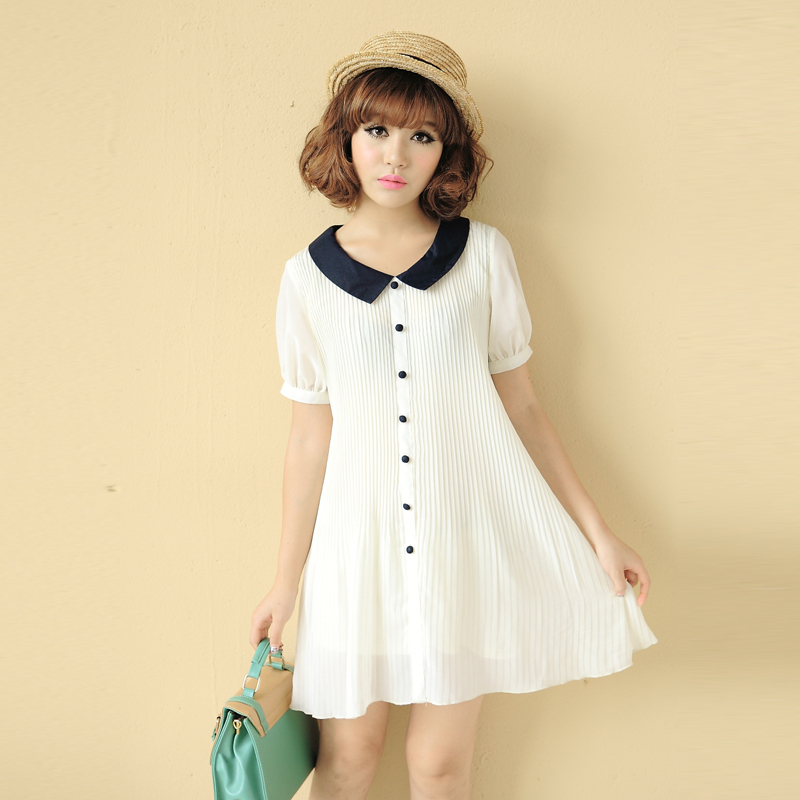 甜美泡泡袖翻领雪纺...