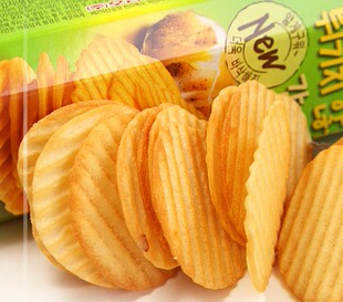  韩国进口食品 低卡非油炸 儿童休闲零食 好丽友碳烤原味薯片60g