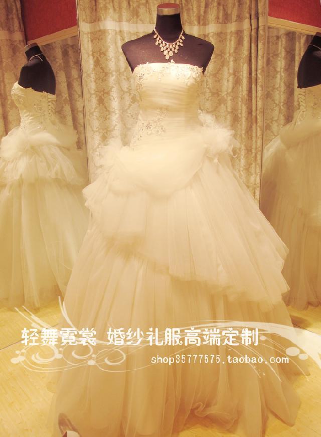 轻舞霓裳 2013 抹胸蓬蓬公主裙摆婚纱 齐地新娘结婚婚纱 轻舞霓裳 2013 抹胸蓬蓬公主裙摆婚纱 齐地新娘结婚婚纱