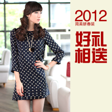 2012春装新款专柜正品藏青印花圆领复古七分袖连衣裙/LESS风格JM