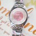 新款 斯沃琪手表 swatch手表 淑女石英手表 粉红 表带雕刻花纹