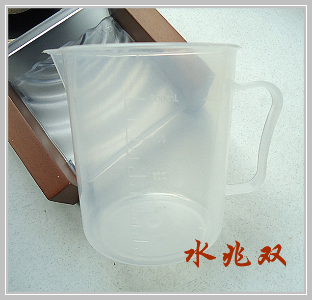 DIY 手工皂工具 加厚型塑料耐热量杯500ml 液体量杯6月大促低价抛在类目 美容护肤/美体/精油, 精油芳疗, 精油芳疗用具, 精油量杯中 - 来自Buy2taobao.com提供专业的淘宝代购服务