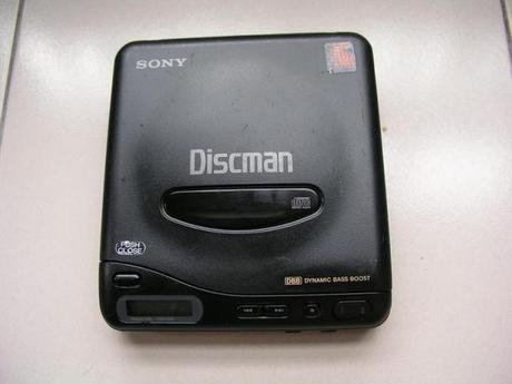 索尼D-11CD机 全金属壳 功能全好