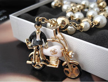 Chanel pequeña y hermosa dama motocicleta Hong 2011coco brillante color collar de perlas K chapado en oro en caliente