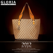 2012�ļ��¿����ѡʱ�д�����ƤŮ��