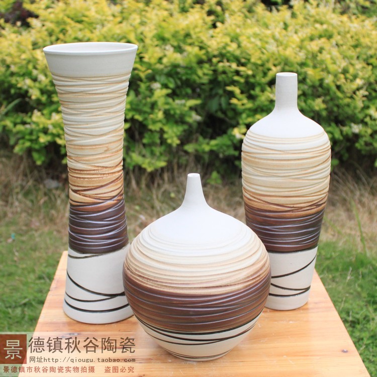 秋谷陶瓷 现代欧式三件套陶瓷花瓶/工艺品花插/居家装饰品/摆设品 秋谷陶瓷 现代欧式三件套陶瓷花瓶/工艺品花插/居家装饰品/摆设品