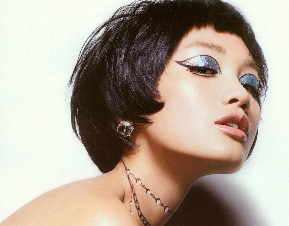 教学视频 <em>生活编发</em> <em>生活</em>造型 <em>晚宴发型</em>盘发 韩式