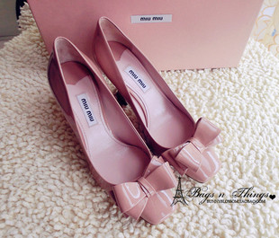  辣椒MIUMIU 12秋冬多层蝴蝶结多色高跟方跟女单鞋 婚鞋 kaki秀