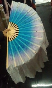 服装 民族演出服 维族手工绣花裙 颜色多<em>尺码</em>全