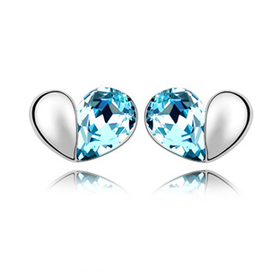 可爱心相水晶耳钉...