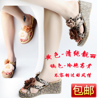 花朵 坡跟 凉鞋 韩国 玫瑰花露趾 木质纹 女鞋 拖鞋 凉拖