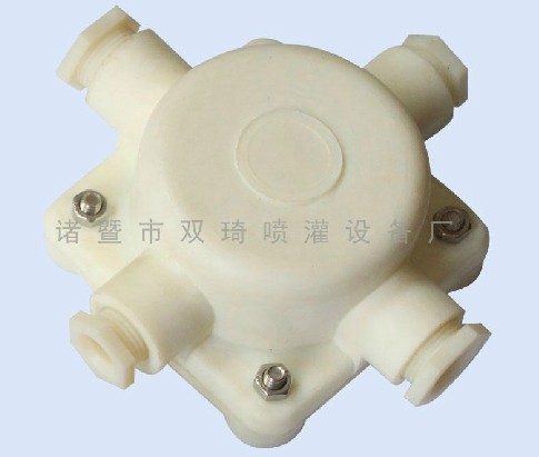 4路水下 防水接线盒 水景、喷泉专用 水景灯接线盒 LED水景灯盒子在类目 鲜花速递/花卉仿真/绿植园艺, 园艺用品, 摇臂/景观喷头, 喷泉/水景景观喷头中 - 来自Buy2taobao.com提供专业的淘宝代购服务