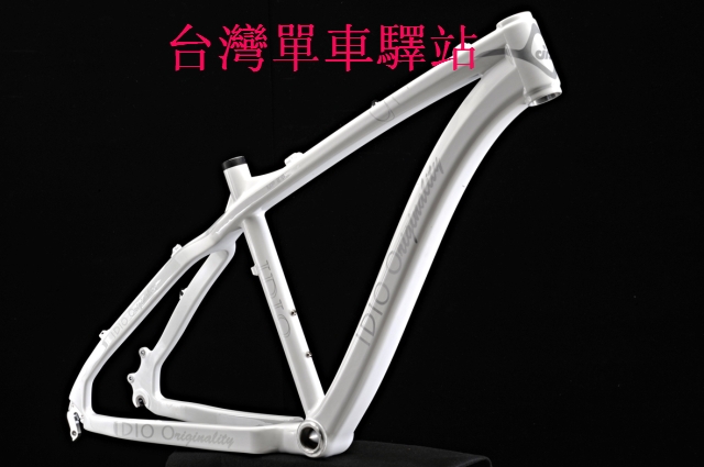 Country of Origin new pattern white Taiwan IDIO Carbon fiber frame 26 inch 19 shop Warranty Toray T700 Carbon clothin the Bike/Riding equipment/Parts and Accessories , Bicycle Parts/Fitting , Bicycle frame category - from Buy2taobao.com to provide professional Taobao agent buy service