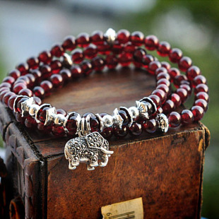  银曼手工首饰5.5mm天然极品酒红色天然水晶石榴石手链纯银小象坠