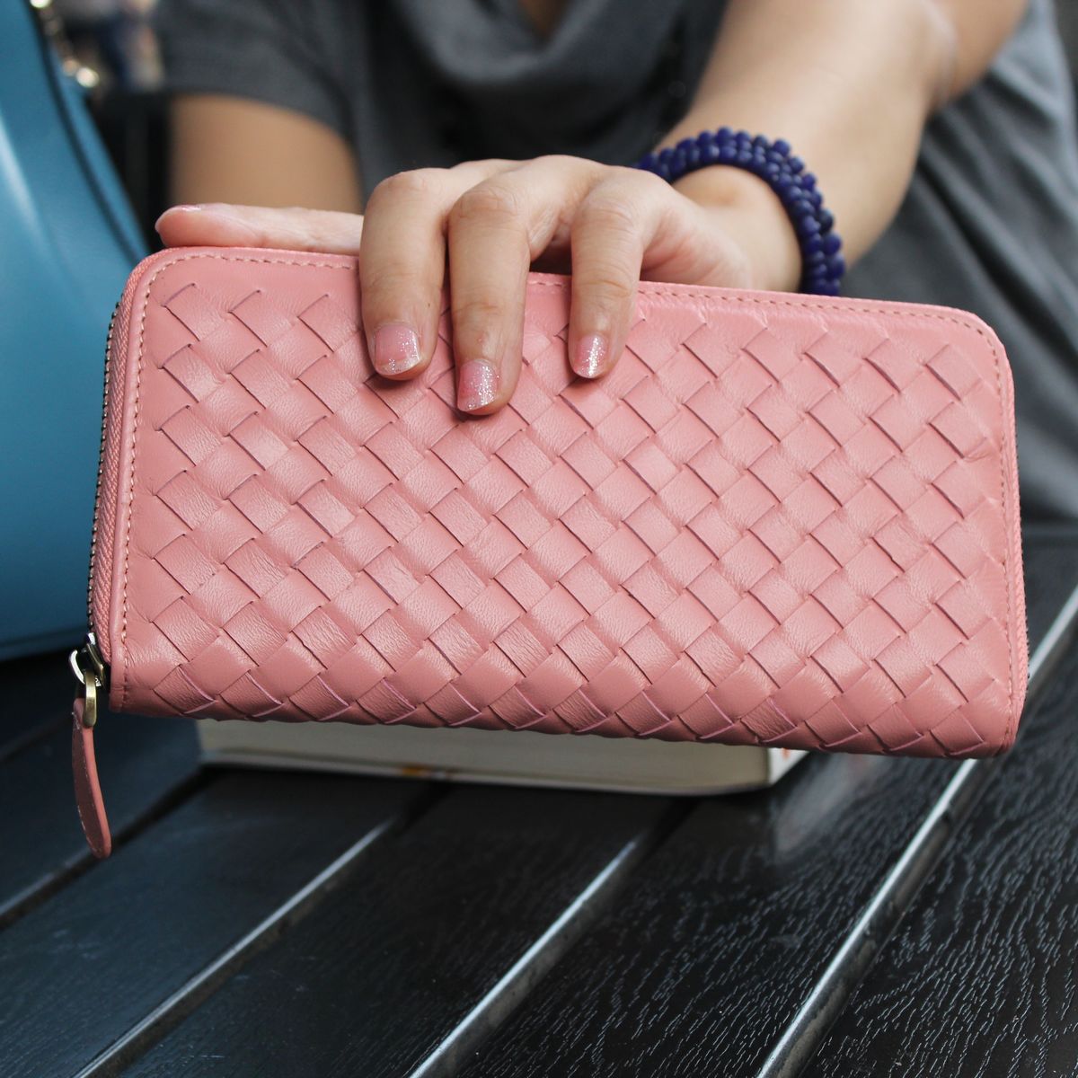 <em>bv</em> <em>钱包</em>旗舰店,<em>bv</em> <em>钱包</em>价格,lv跟<em>bv钱包</em>哪个好 -