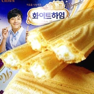  韩国进口饼干CROWN可拉奥奶油榛子瓦超好吃！142克
