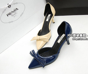  皇冠JOY 大P~优雅小尖头 牛漆皮蝴蝶结 全空款气质中跟凉鞋 四色