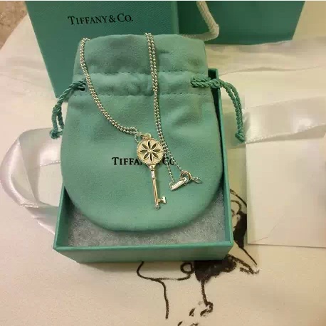 直邮代购 Tiffany Daisy Key雏菊含钻银饰钥匙项