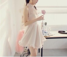 韩版女装春夏装连衣裙  2012新款立领飘逸荷叶边大裙摆背心裙