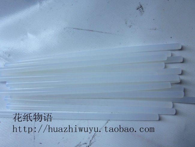 厂家直销超强粘性7MM*200MM(实长)热熔胶棒,纸花工具,DIY材料|ruв категории доставка цветов/цветок моделирования/растения садоводства, Diy моделирования цветы материалов, производства инструментов (новая), клей - от Buy2taobao.com для оказания профессиональной услуги покупки агента Taobao