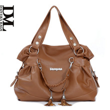 ��ޱ�� 2011����ʱ������Ů������ �¿� ���е���Ůʿ��