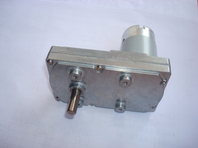 全新正品/FC-550/555直流減速電機/馬達/大扭矩/超強悍配置在類目 3C數碼配件, 電子元器件市場, IC集成電路/電機, 電機/馬達中 - 來自Buy2taobao.com提供專業的淘寶代購服務