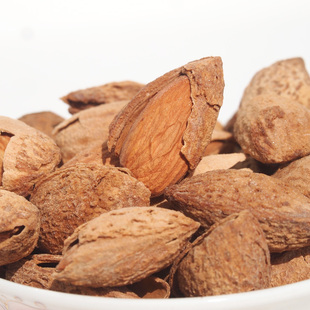  年新货 特级 纸皮开口巴旦木 壳杏仁250g特价零食2斤包邮