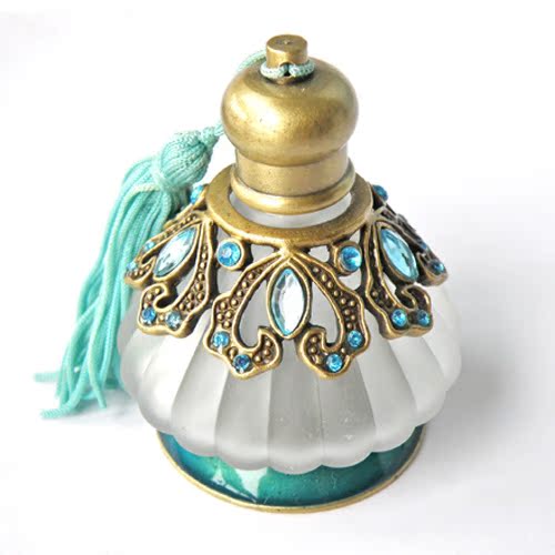 金属工艺品 绿色流苏香水瓶25ml。。。