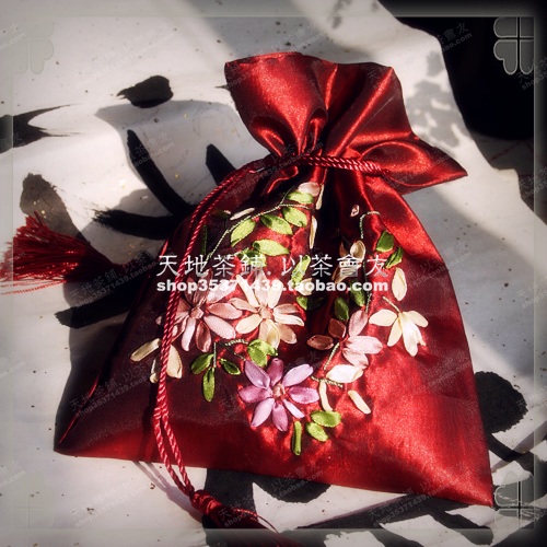 Claret Shouxiu Beam port Drawstring Cosmetic Jewelry pouch marry New Year's gift packing Tips bagsin the Festive supplies/Gift , Sugar Box/Sugar Box Accessories category - from Buy2taobao.com to provide professional Taobao agent buy service