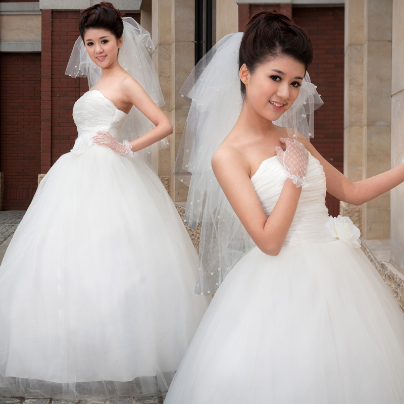 2013新款新娘婚纱 经典齐地婚纱结婚季 礼服 时尚抹胸韩版婚纱 2013新款新娘婚纱 经典齐地婚纱结婚季 礼服 时尚抹胸韩版婚纱