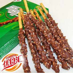  韩国进口 超好吃零食 乐天LOTTE 杏仁巧克力棒32g(55) 盒装