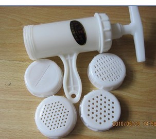 加厚塑料压面器 家用手动面条机4个底压面机面条机-淘宝网