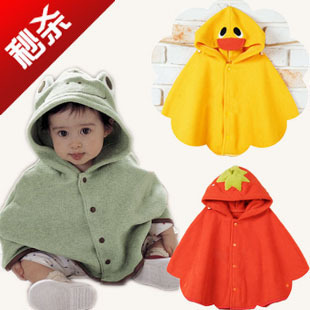  青蛙造型宝宝披风婴儿童斗篷外套秋冬服装小鸭草莓披肩包被防风衣