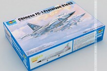 �����ģ�͡�С���� 1/72 �й�FC-1����01/03������� 01658