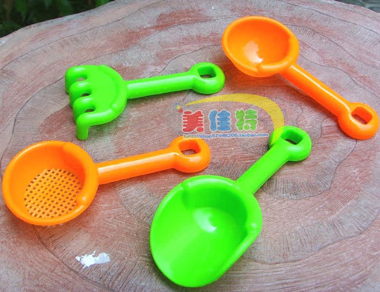 特價超迷妳沙灘玩具套裝玩沙玩水工具好質量超可愛壹套4條僅售1元在類目 玩具/童車/益智/積木/模型, 游泳池/戲水玩具, 戲水/玩沙玩具中 - 來自Buy2taobao.com提供專業的淘寶代購服務