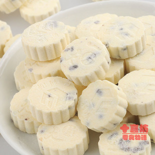  来自草原塔拉额吉 蒙古奶贝奶片(巧克力夹心)营养美味138g