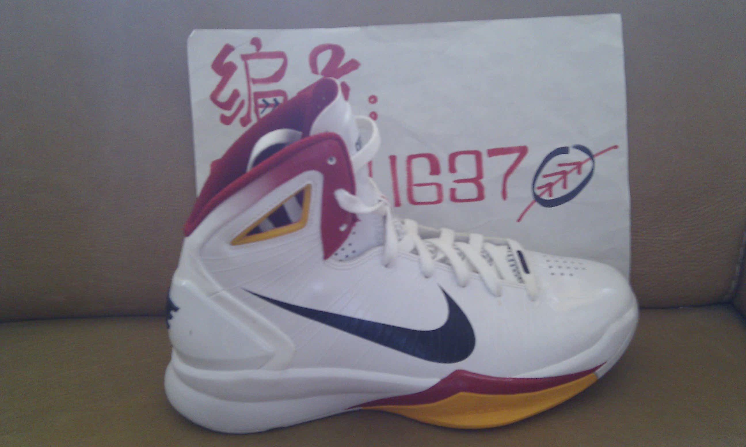 耐克nike hyperdunk 8089 诺维茨基篮球鞋 407625 119