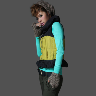 本人想求购一款黄色女士修身女士<em>羽绒马甲</em>,不