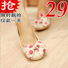 ��Ь ��Ʒ 2012������Ʒ  ������������PU������Բͷ����ƽ��ŮЬ 