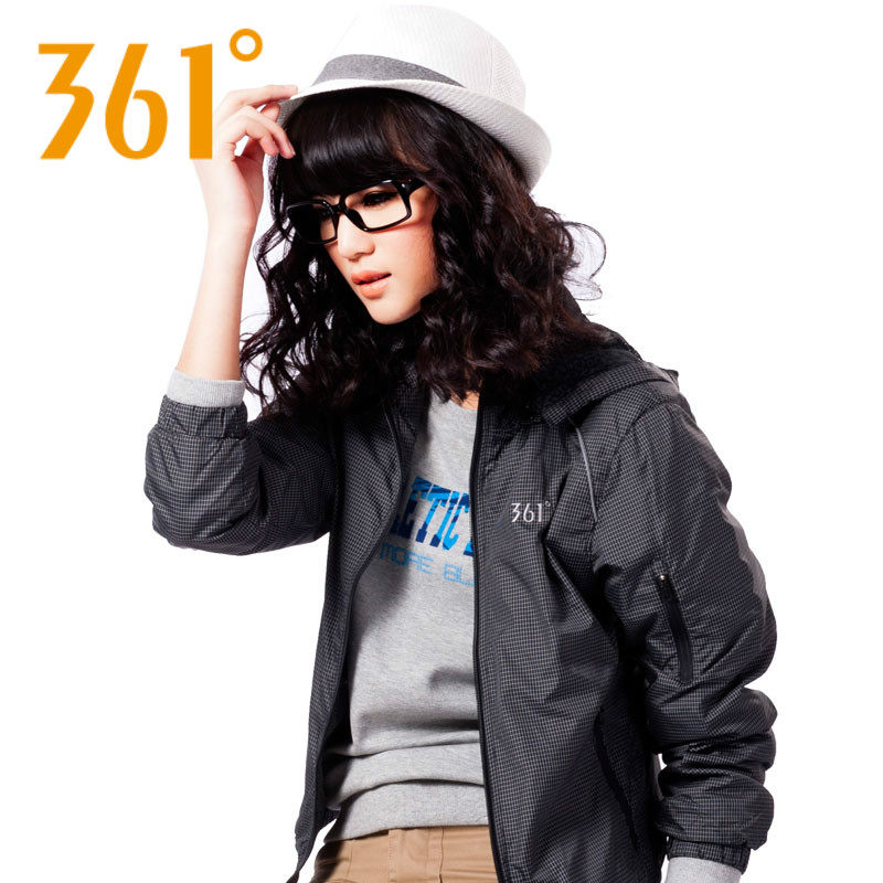 361度正品女装运动服轻薄款外套透气防风防水运动风衣6118302